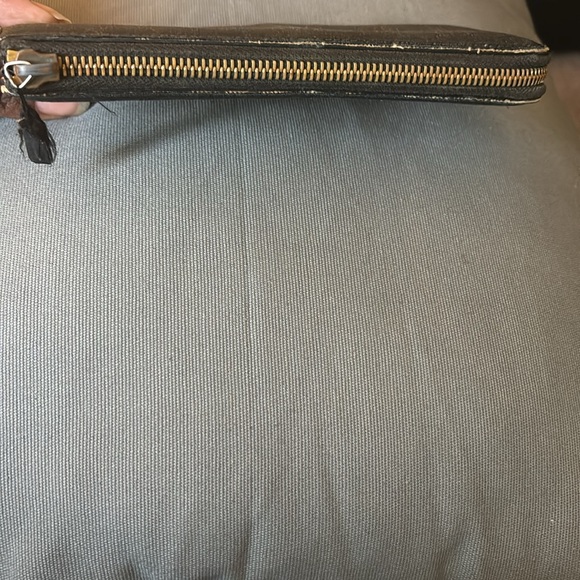 Black Gucci wallet - Picture 3 of 13